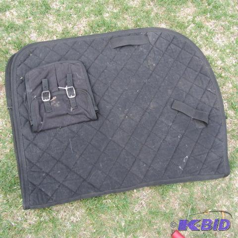 lot 7 image: Saddle Pad
