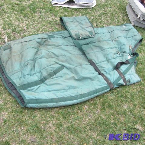 lot 8 image: Horse Blanket