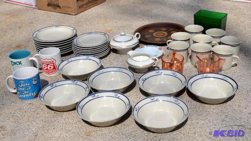 lot 106 image: Misc. dishes including Brickoven&nbspStonew...