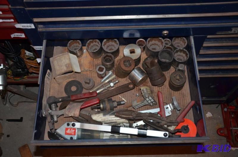 lot 135 image: Large socket set largest is 2 316" Ma...