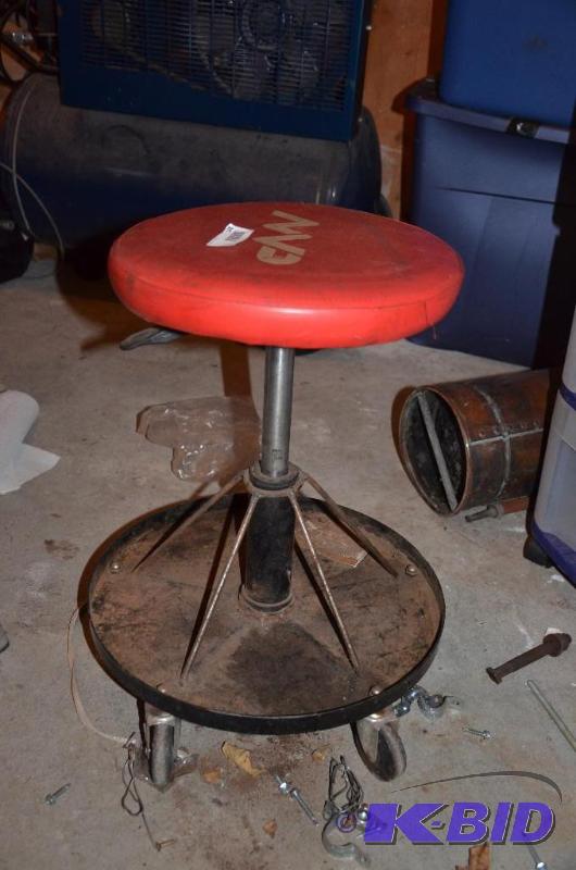 lot 148 image: Mechanics stool 20" tall...