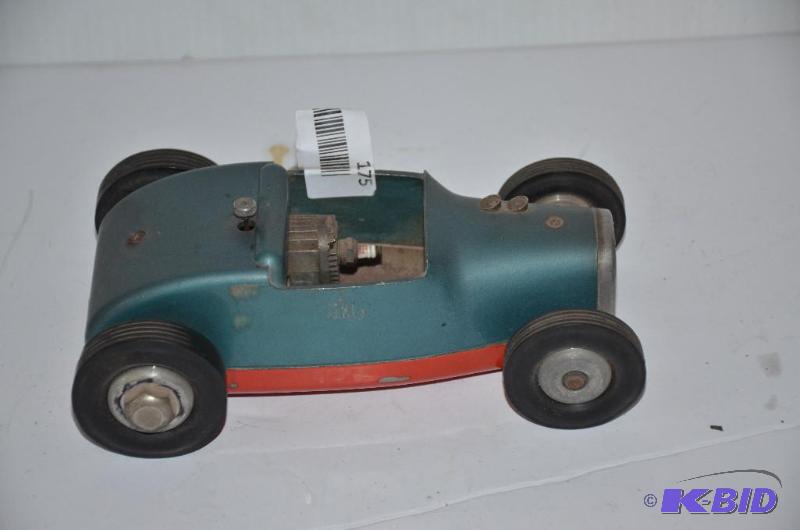 lot 175 image: AntiqueVintage 1950s Rodzy Cameron Precisio...