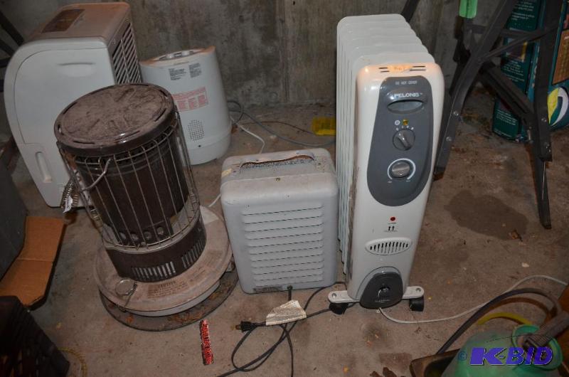 lot 194 image: 3 Heaters kerosene, radiator style and small ...