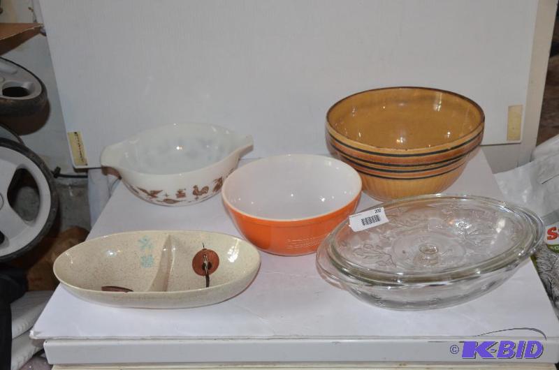 lot 200 image: red wing dish, Pyrex and glass etched covered...