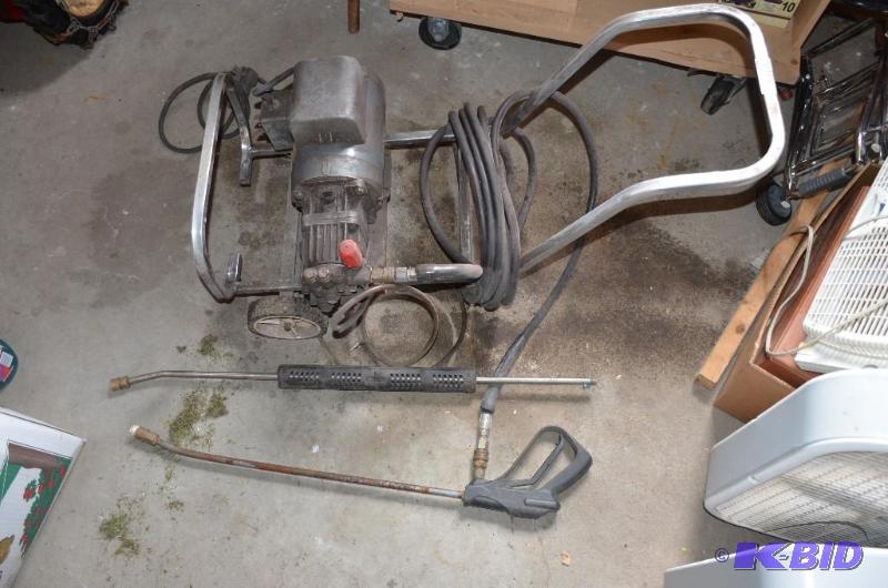 lot 24 image: Electric pressure washer, 110 volt, 2 hp moto...