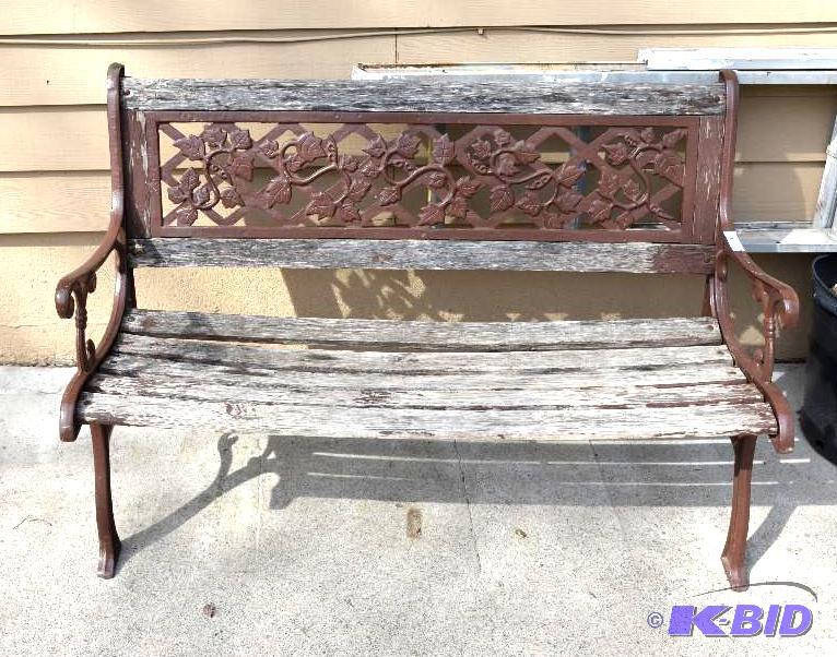 lot 57 image: Awesome vintage looking park bench with metal...