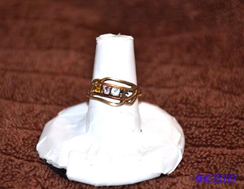 lot 5A image: 10K Gold Ring with gemstones or colored ston...