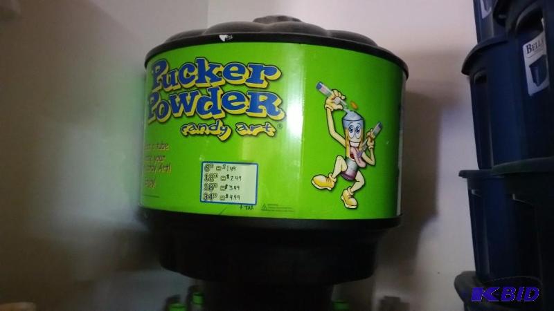 lot 16 image: 6 pucker powder stand. kids will go bonkers...