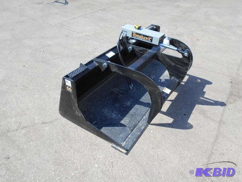 NEW Tomahawk 66 Skidsteer Grapple Attachment. Hydraulic Grapple.