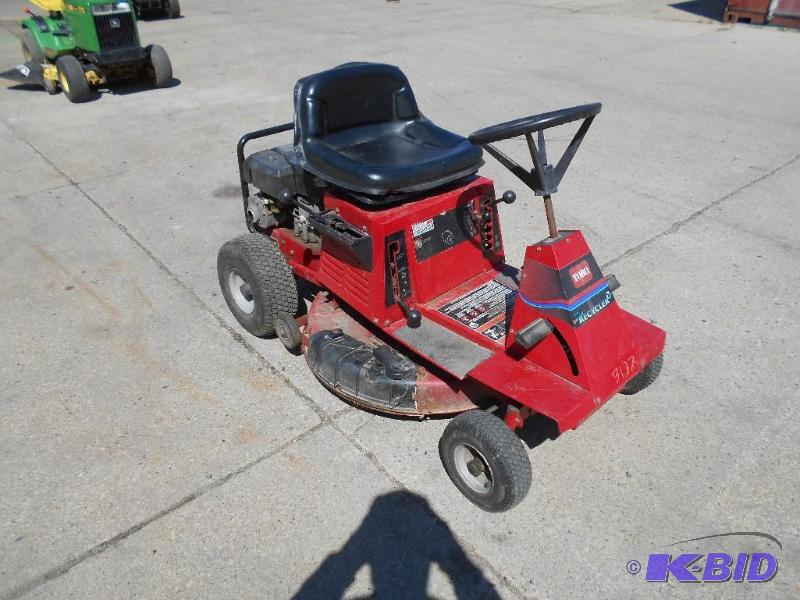 Toro Wheel Horse Recycler Riding Lawnmower. Starts, Runs, Cuts and Drives.