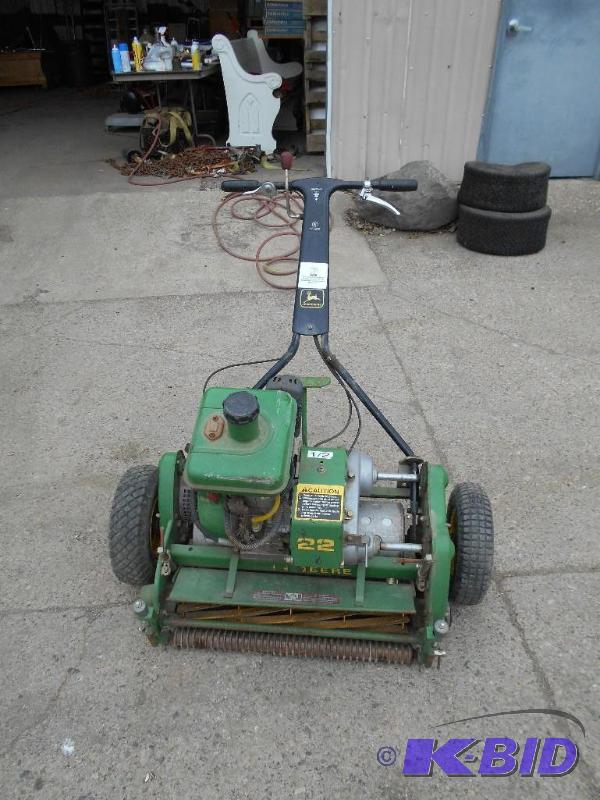 John Deere 22" Greens Reel Lawn Mower Landscape Equipment. Ready to