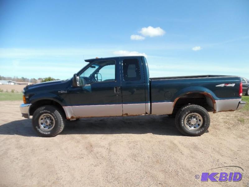 1999 Ford 4x4 250 Diesel Truck