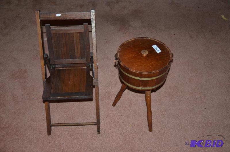 lot 145 image: Vintage Wooden 3 leg sewing box, Antique smal...