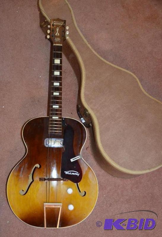lot 159 image: Harmony Hollywood Guitar 5-59-3 JW&nbspComes...