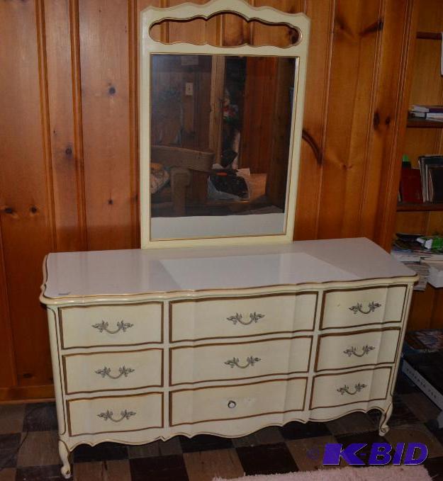 lot 160 image: Vintage White Dresser with mirror measures 58...