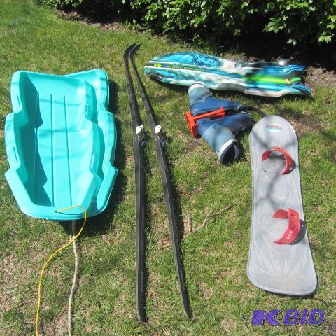 Boogie Board, Skis