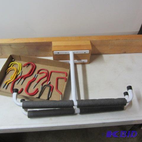 Tool Hanger, Hooks