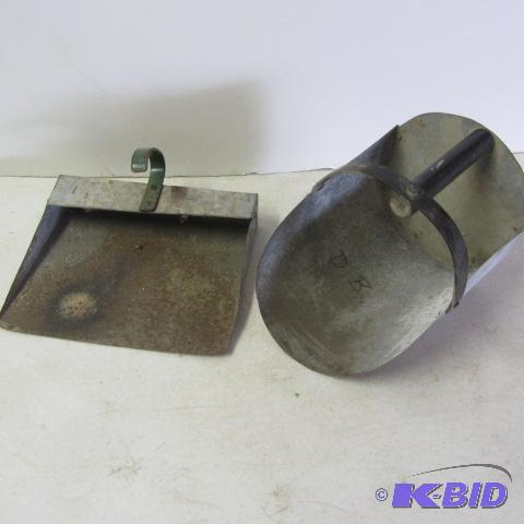 Vintage Feed Scoop, Dust Pan