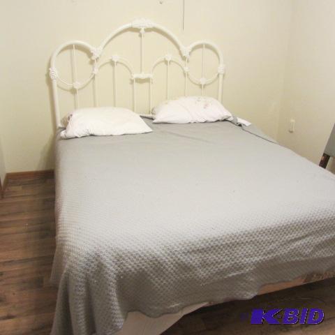 Metal Headboard Bed