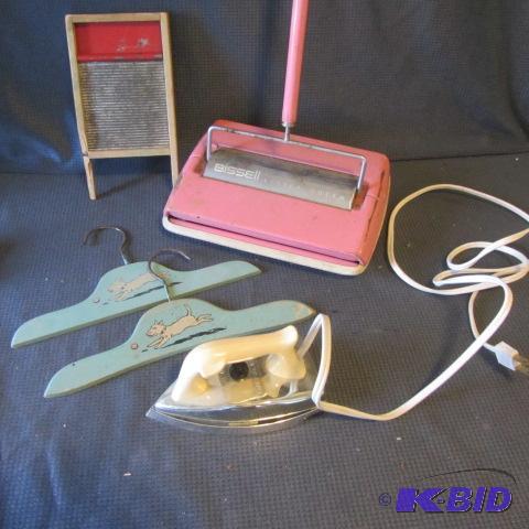Vintage Toy Sweeper, Washboard