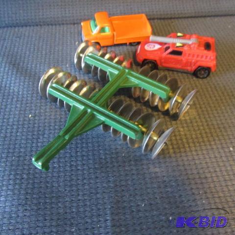 Toy Metal Disk & Hot Wheels