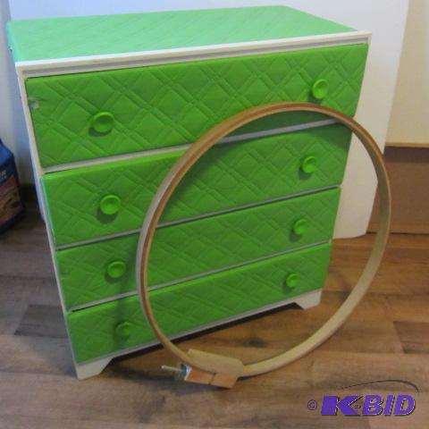 Craft Hoop, Dresser