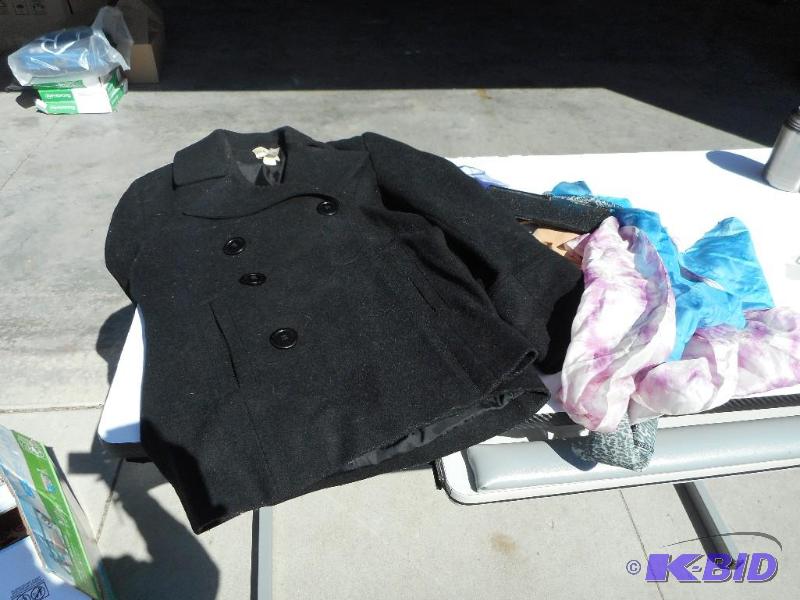 Ladies clothing