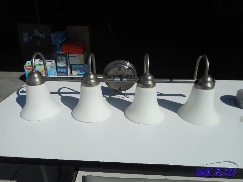 Light fixture