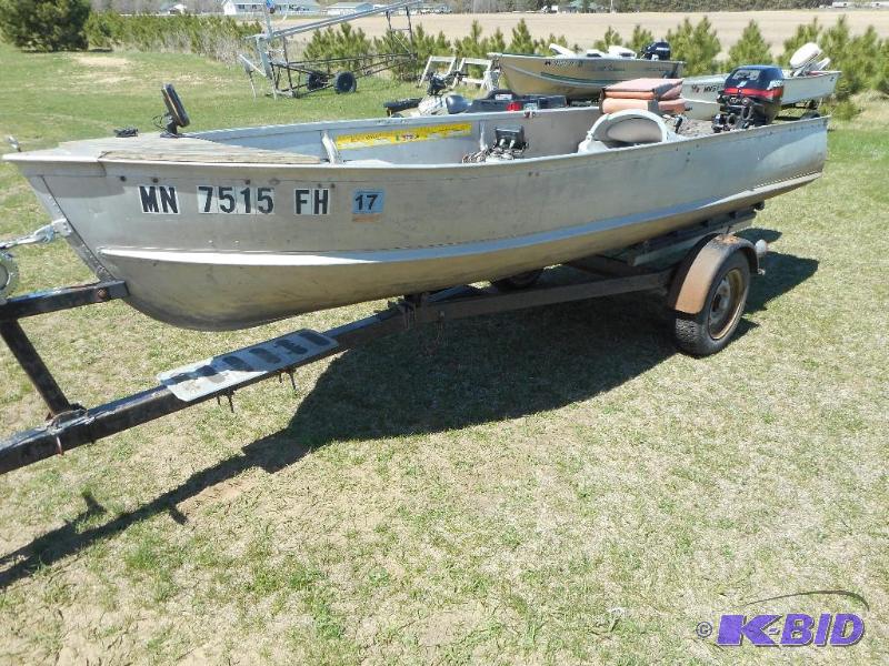 lot 1 image: 1961 Alumacraft Fishing Boat