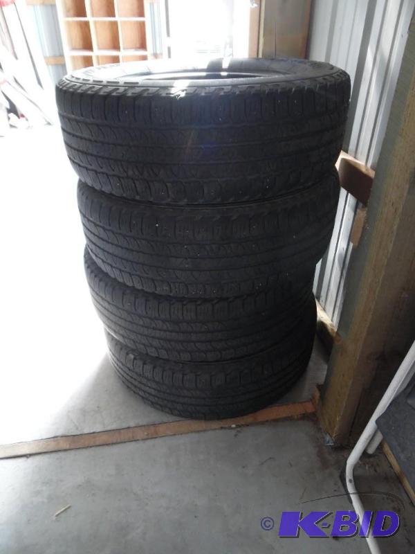 lot 50 image: Tires