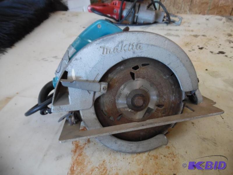 Makita circular saw