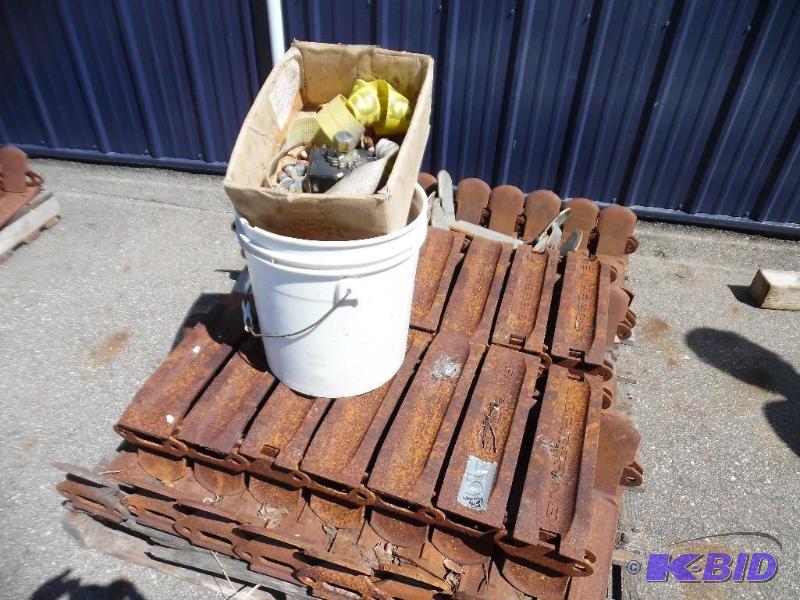 Loegering steel track and components