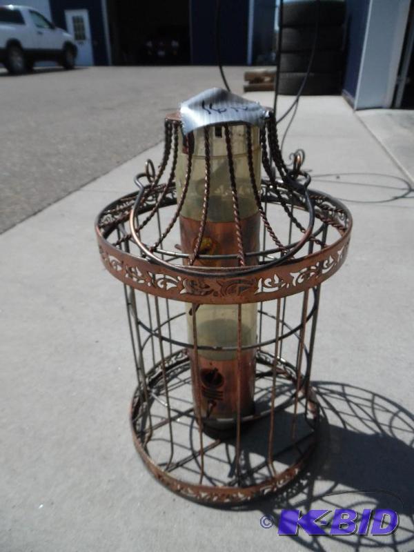 Bird feeder