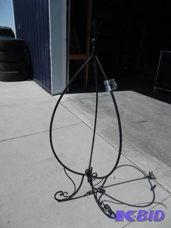 Flower hanger stand