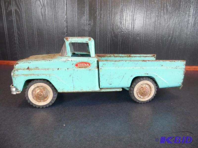 Vintage Tonka truck