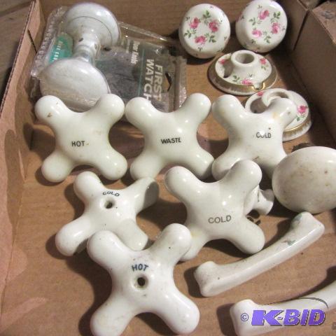 Porcelain Knobs & Handles