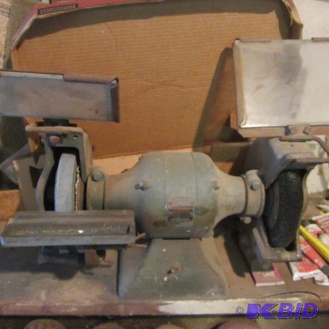 B&D 8in Double Wheel Grinder