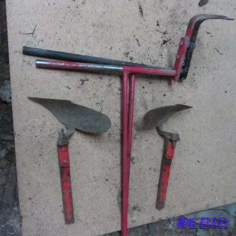 Cultivating  Hilling Attachments