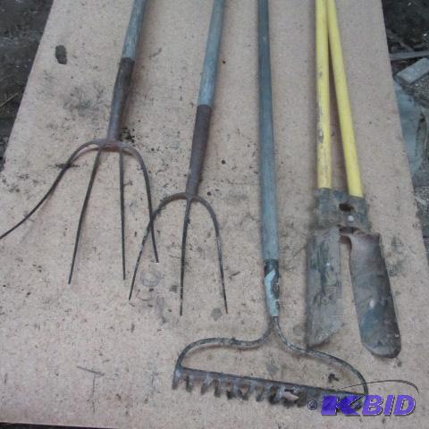 Yard & Garden Hand Tools