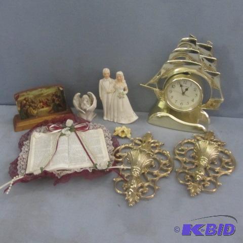 lot 115 image: Wedding Decor, Ship Clock