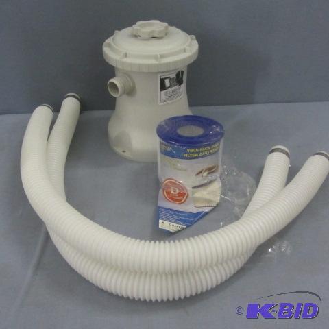 lot 30 image: Pool Filter, Hoses