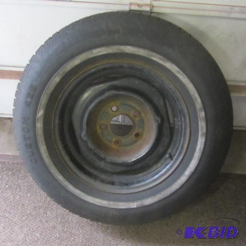 lot 4 image: All Season Tire