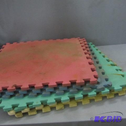 lot 85 image: Play Mats