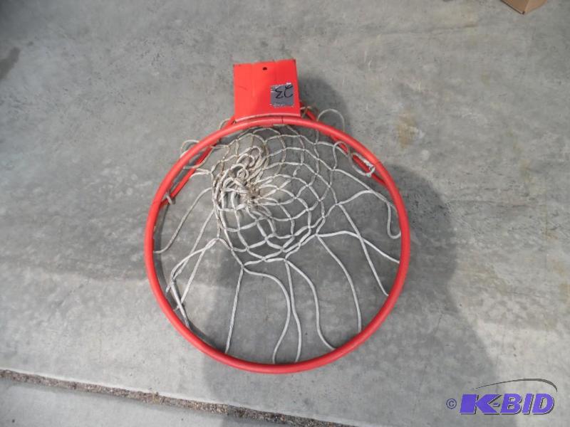 Basketball hoop