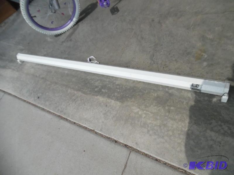 Projection screen