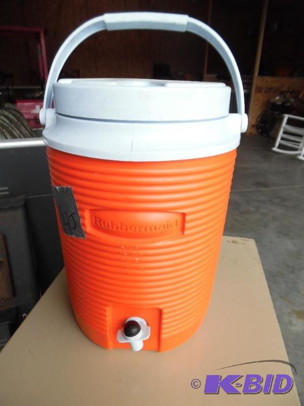 Rubbermaid Drink Dispenser