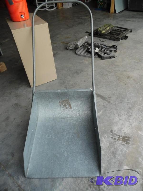 Snow Scooper