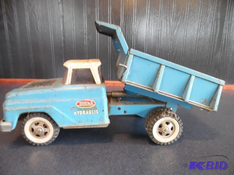 Vintage Tonka truck