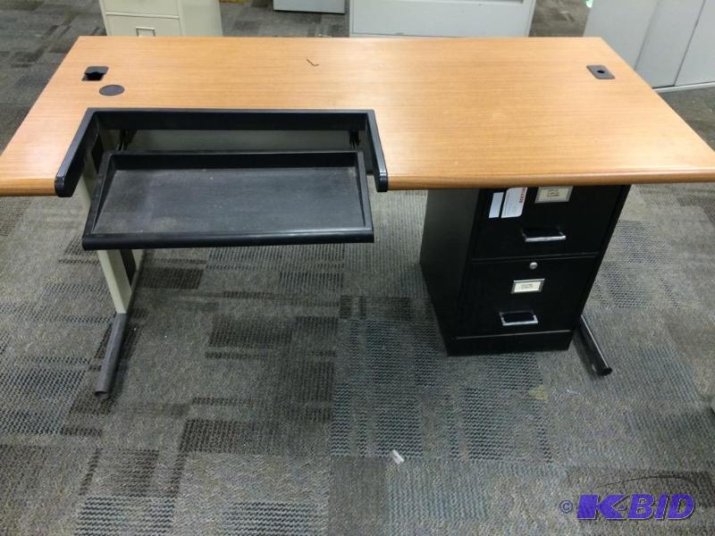 lot 1002 image: Computer desk and file cabinet should be lot ...