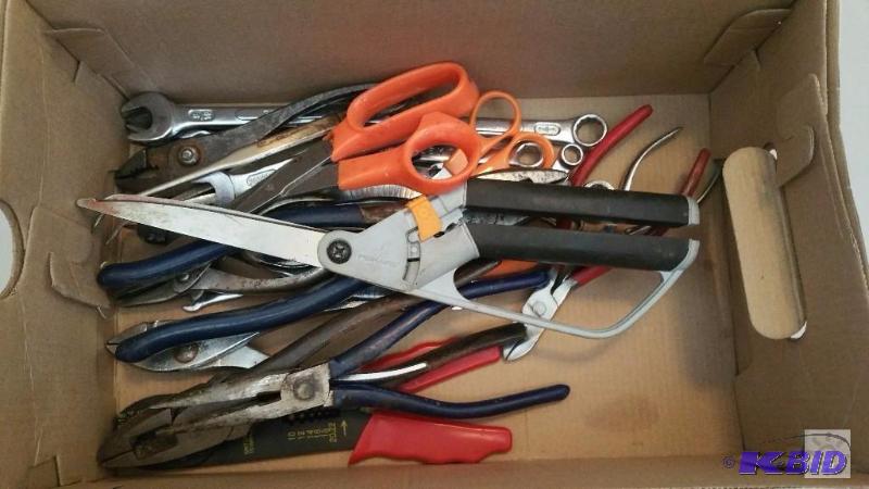 lot 111 image: Assorted Tools